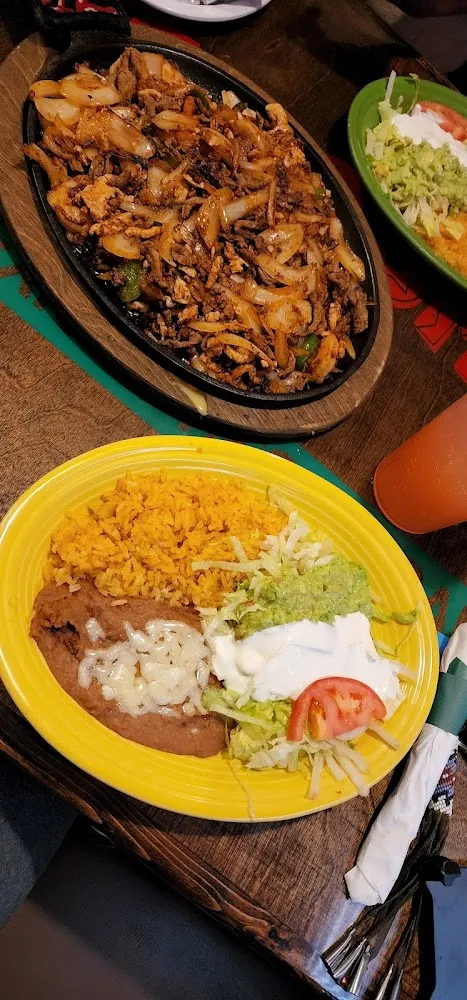 Refried Bean Lettuce
